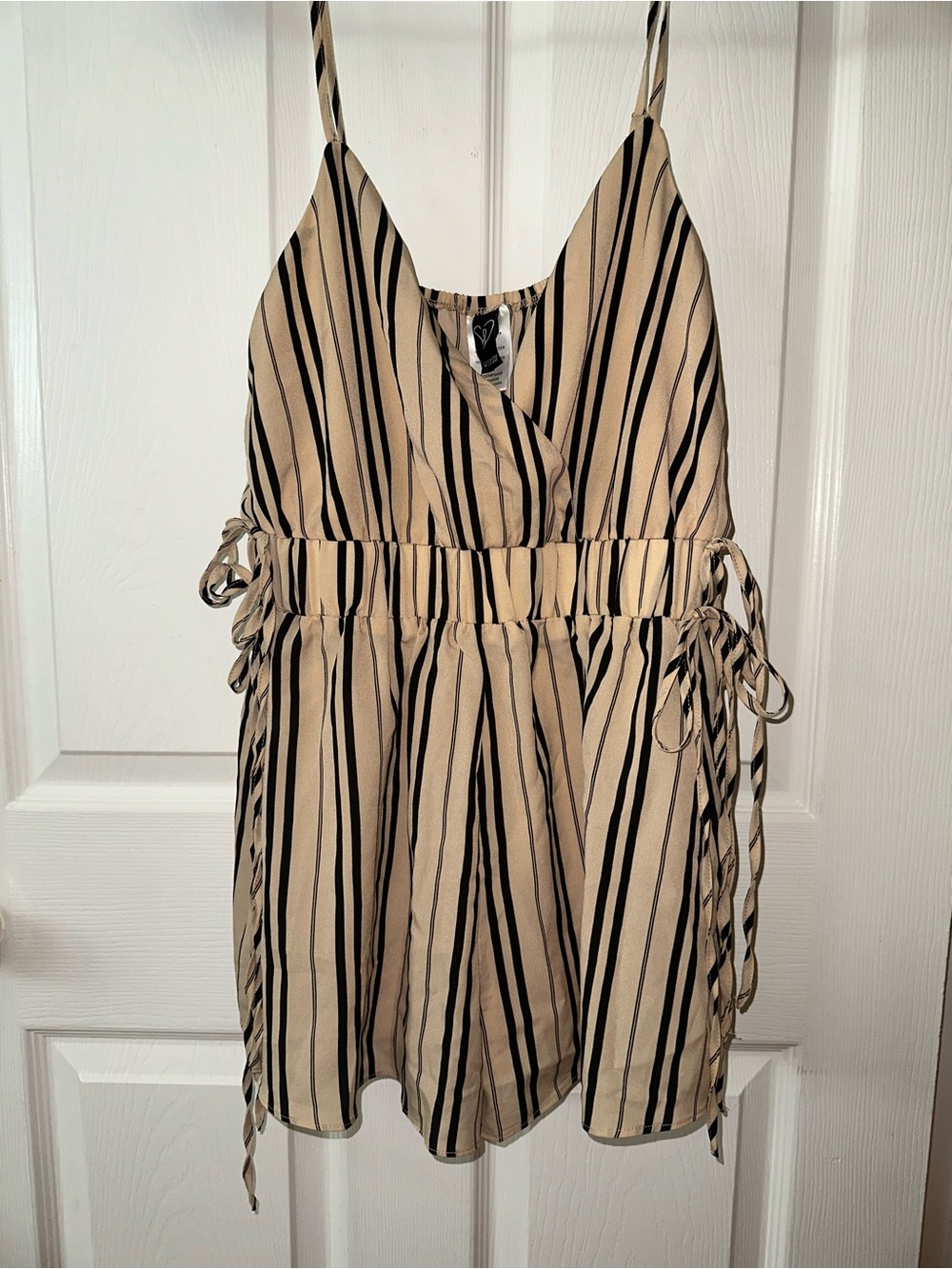 Striped Beige and Black side-ties sinched waist women’s romper - never worn!
